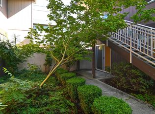 Royal Terrace, Eugene, OR 97401