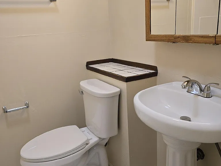 The Travis Apartments — Photo 17