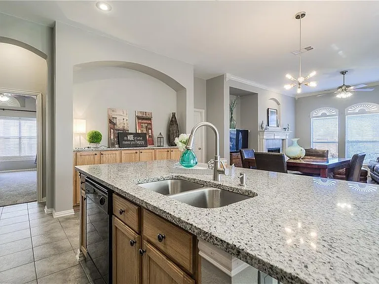 1426 Forest Oaks Ct — Photo 20
