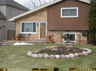 565 W Gladys Ave, Elmhurst, IL