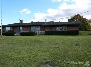 1055 Clyde Rd, Highland, MI 48357