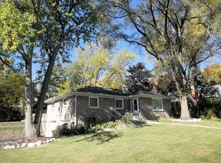 1207 N 120th St, Wauwatosa, WI 53226