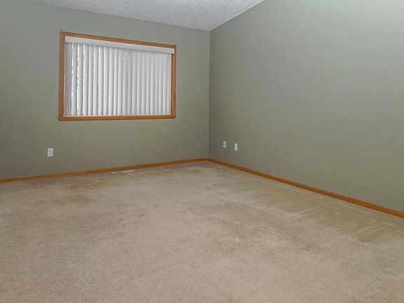 5th image of 1644 10th St W