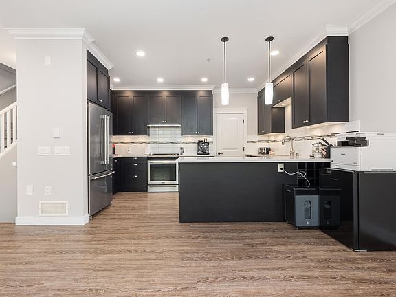 3rd image of 10525 240th St #21