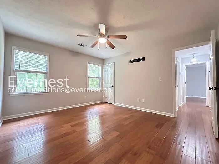 2219 Heritage Trace Dr — Photo 16