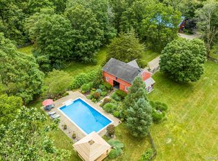 101 Drake Road, Pleasant Valley, NY 12569