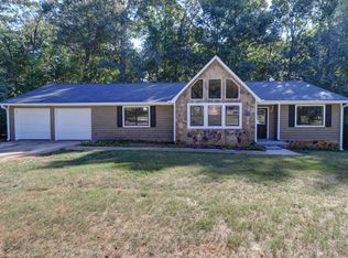 225 Summertown Dr, Stockbridge, GA 30281