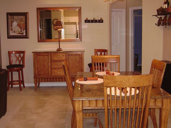 3rd image of 4063 Horseshoe Ave