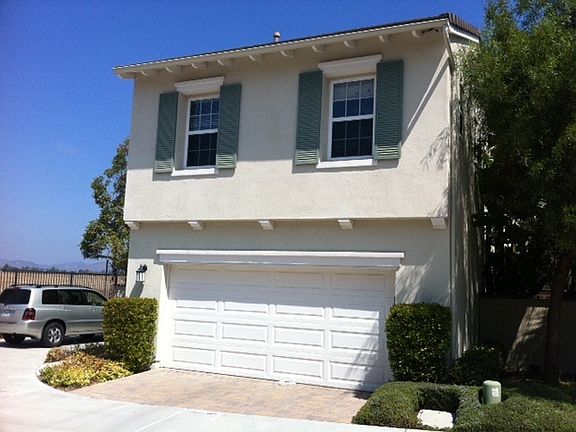back of house - Garage