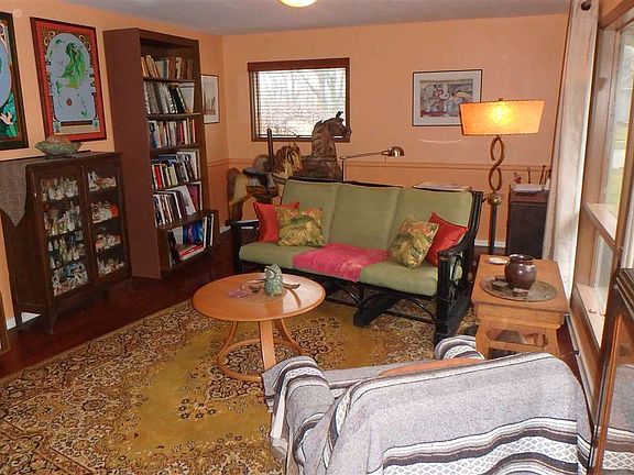 4th image of 3519 Hays Ct