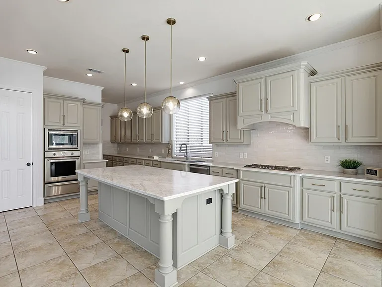 25707 Pierrmont Ct — Photo 31