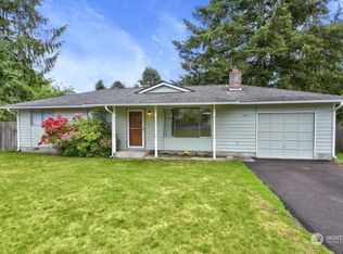 8021 NE 141st Pl, Kirkland, WA 98034