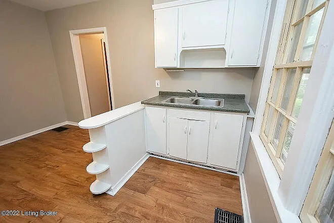 1243 S Brook St #2 — Photo 10