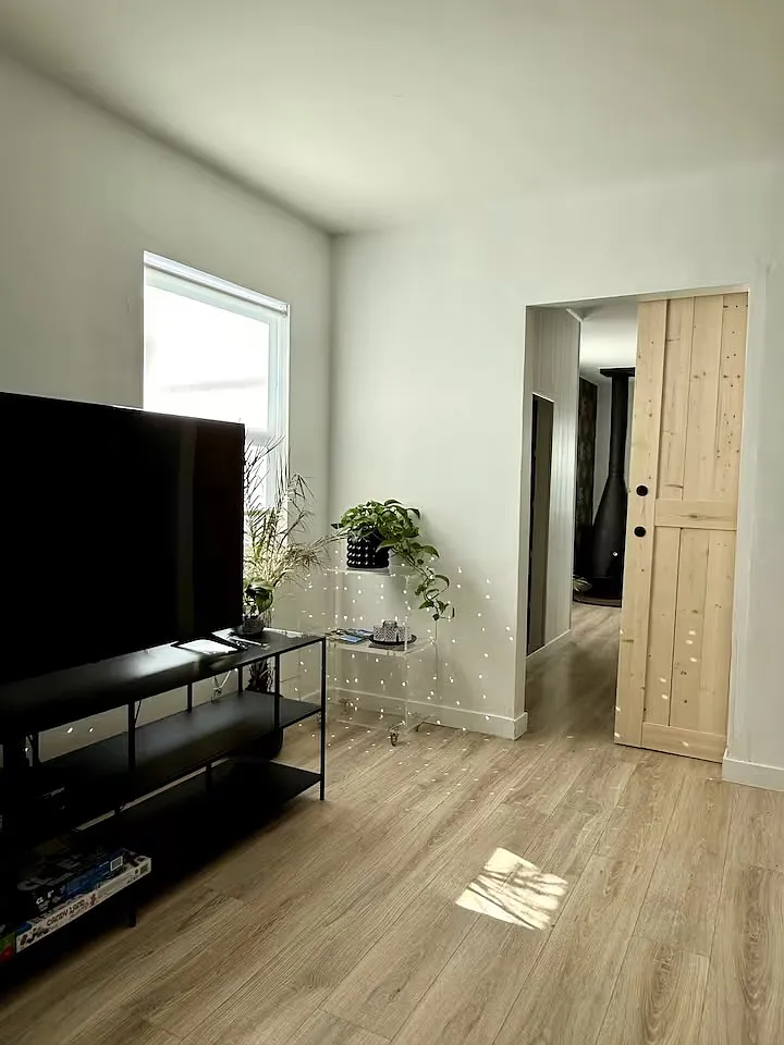 2 bed, 640 sqft, $3,500 — Photo 4