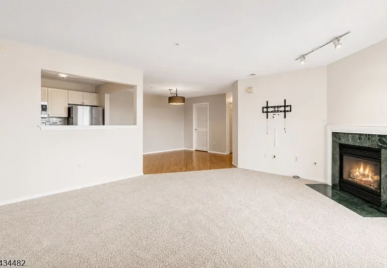 1636 King Ct — Photo 15