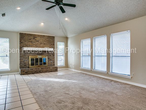 5th image of 2802 Creekwood Dr N