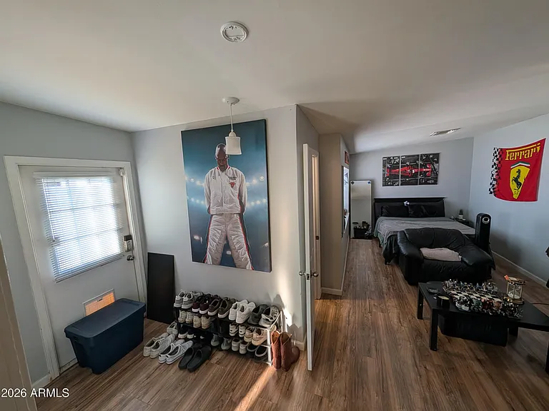 14 E Balboa Dr — Photo 11