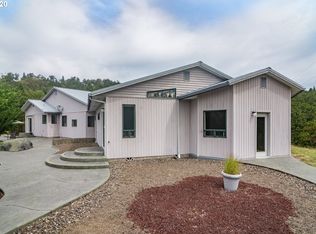 895 Sable Dr, Roseburg, OR 97470