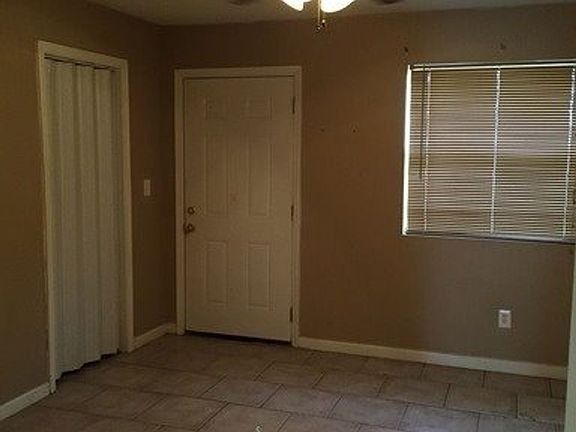 4th image of 2516 Edgar Dr Unit D