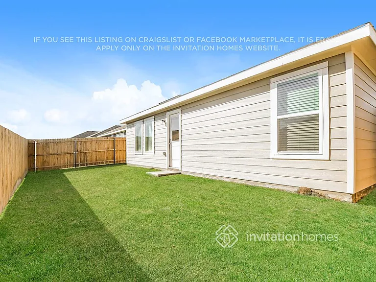 10221 Hackberry Spring Way — Photo 16