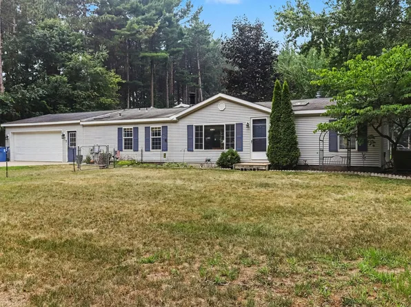 6690 Dennison Rd, Plainwell, MI 49080