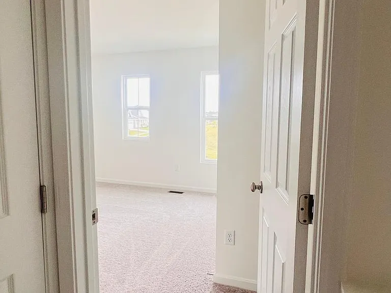 108 Mora Blvd — Photo 19