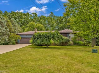 3141 Rice Rd, Cuyahoga Falls, OH 44223