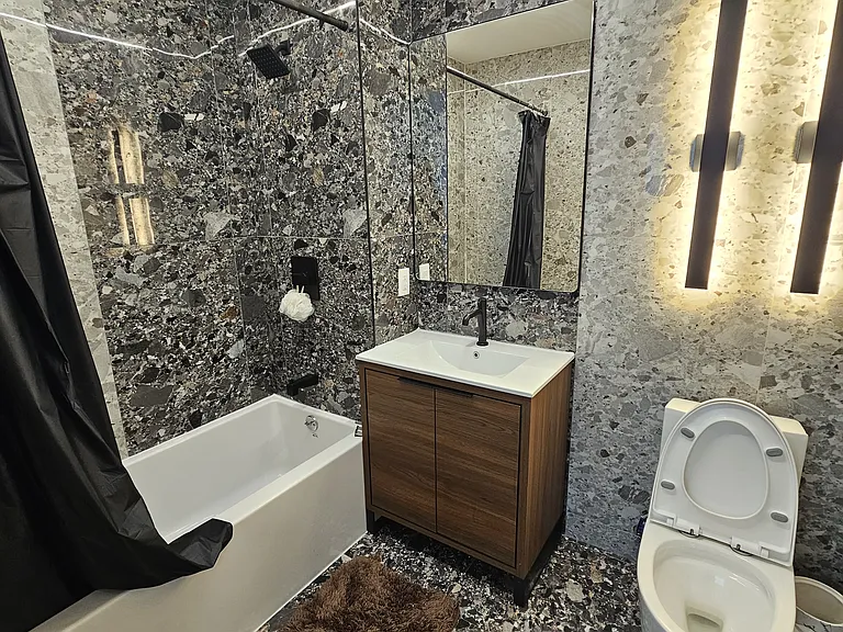 2108 Avenue P #201 — Photo 5