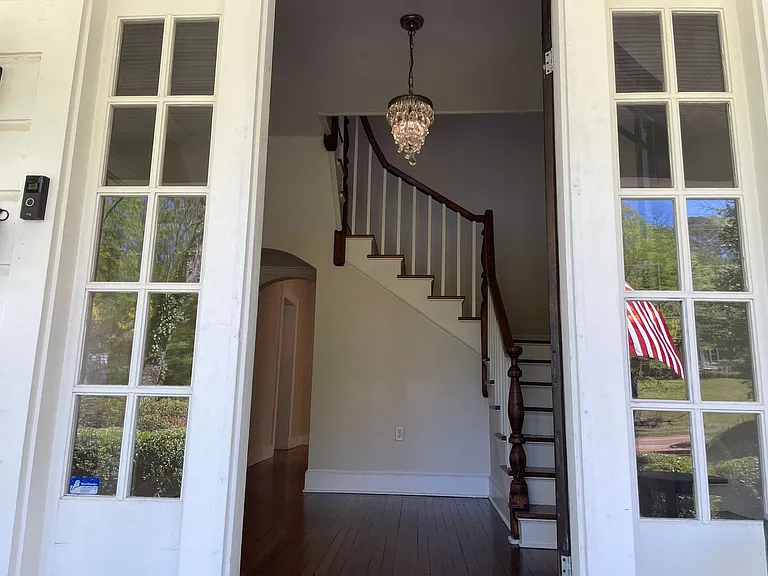 1411 S Lamar Blvd — Photo 9