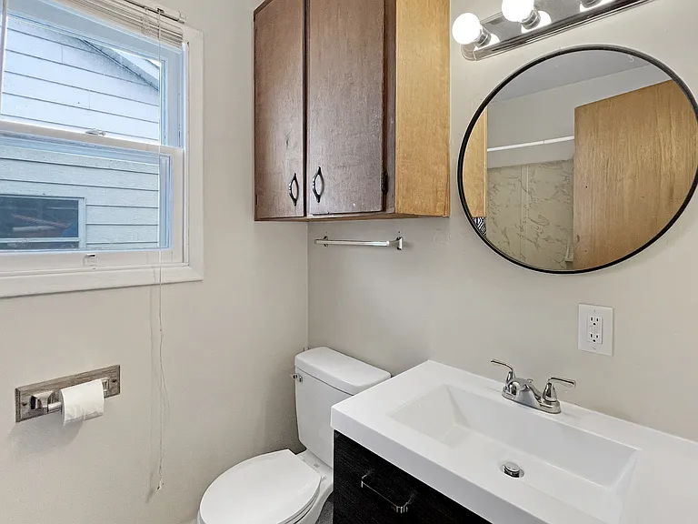 506 N Ash St — Photo 19