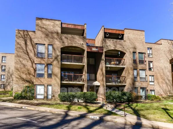 11220 Chestnut Grove Sq APT 223, Reston, VA 20190