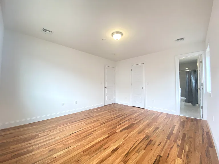 881 Sinclair Ave #2F — Photo 11