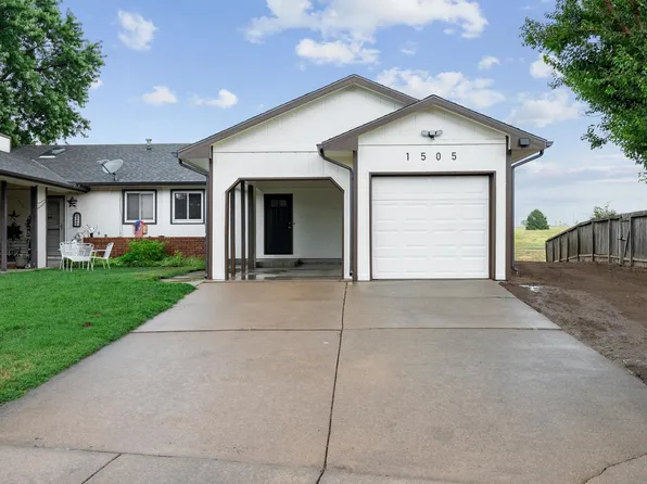 1505 N Smith Cir, Wichita, KS 67212