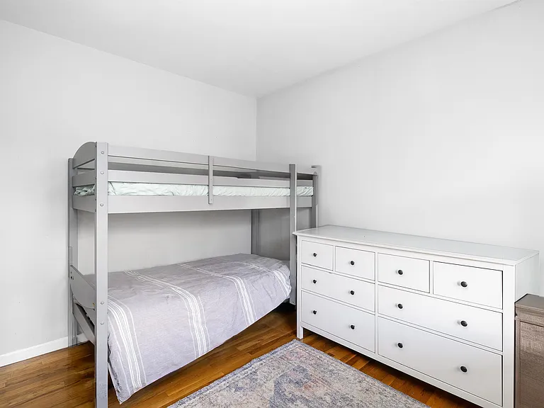 536 Grand St #403 — Photo 9