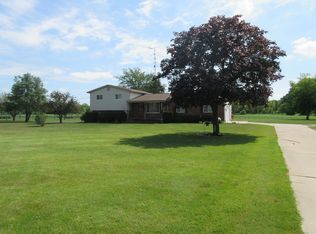 5286 Dillon Rd, Flushing, MI 48433
