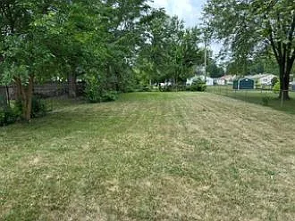 Yard_1.3