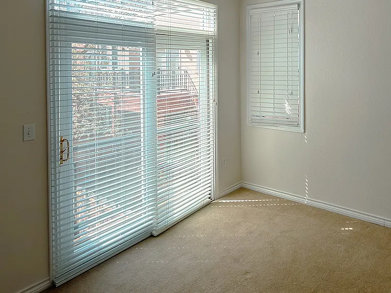 3640 E Ellsworth Ave — Photo 7