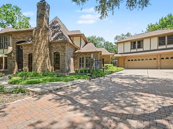 315 Oakview Cir, Seabrook, TX 77586