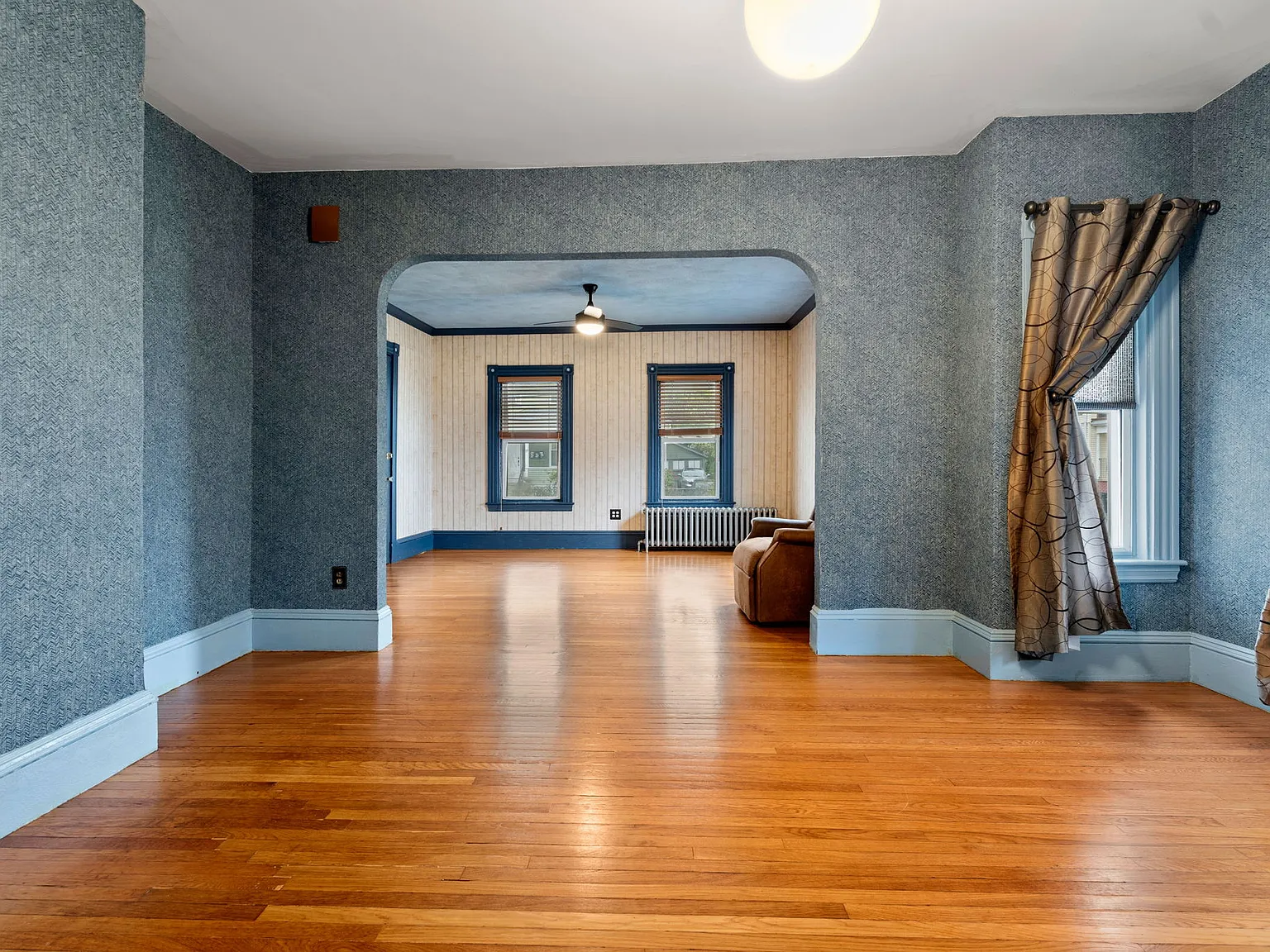 1 bed, 1000 sqft, $2,100 — Photo 3