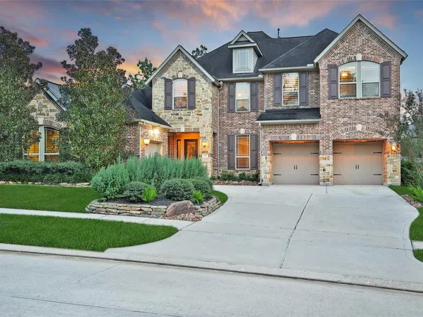 207 Fox Squirrel Court, Pinehurst, TX 77362