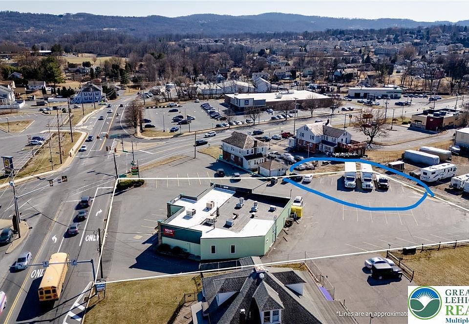 1st image of Fehr St