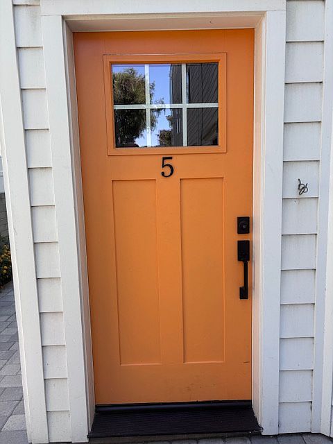 1st image of 4818 Satsuma Ave #5