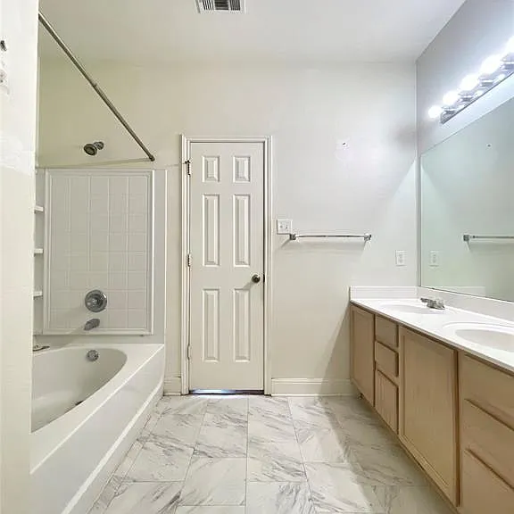 4412 Woodstock Dr — Photo 24
