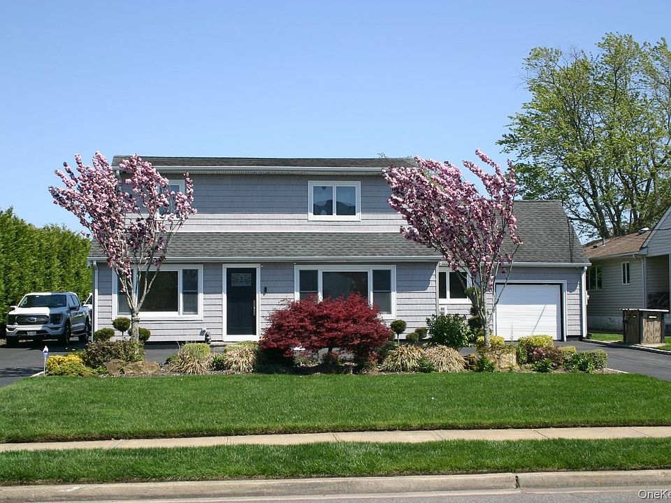 1st image of 121 Ocean Avenue