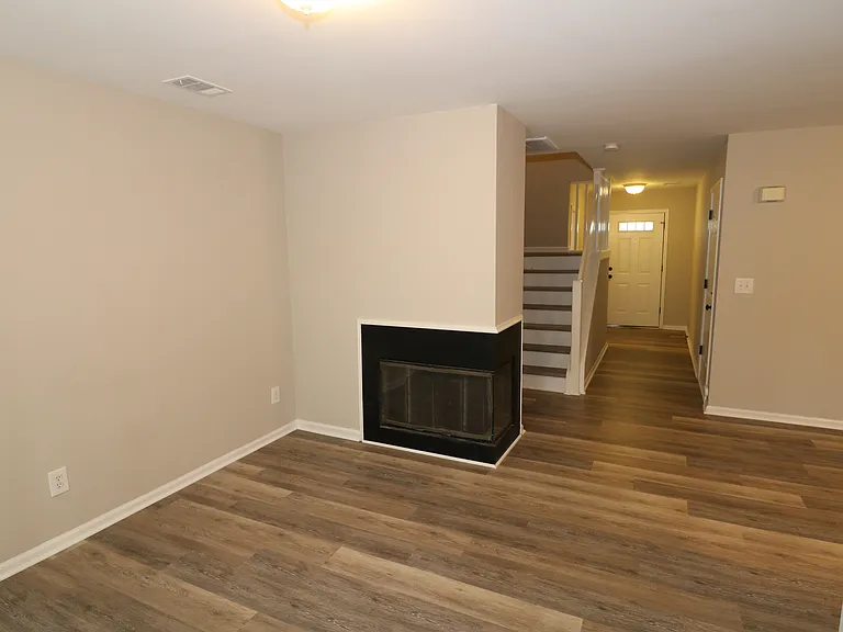 5878 Prescott Ct — Photo 10