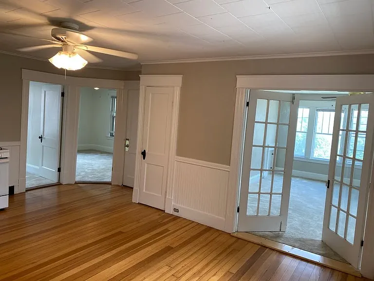 Kitchen / Dining