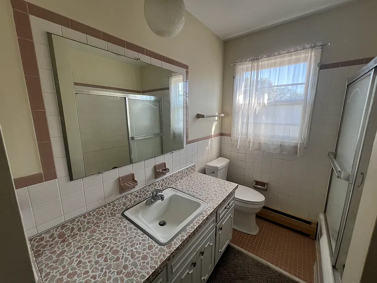 855 N Madison Ave #4 — Photo 8