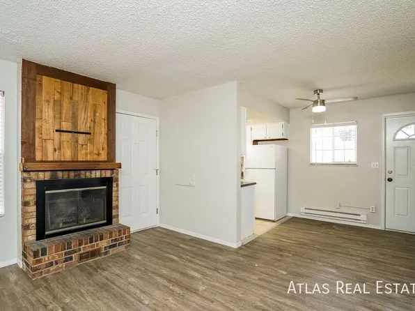 944 N 19th St, Colorado Springs, CO 80904