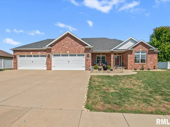 1255 Red Bud Run, Sherman, IL 62684