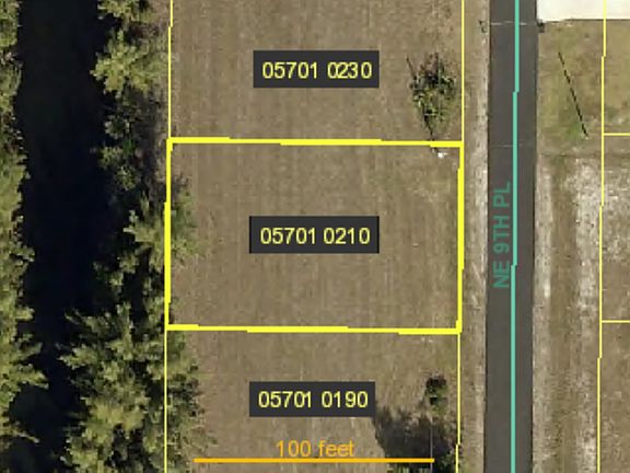 2nd image of 3904 NE 9th Pl